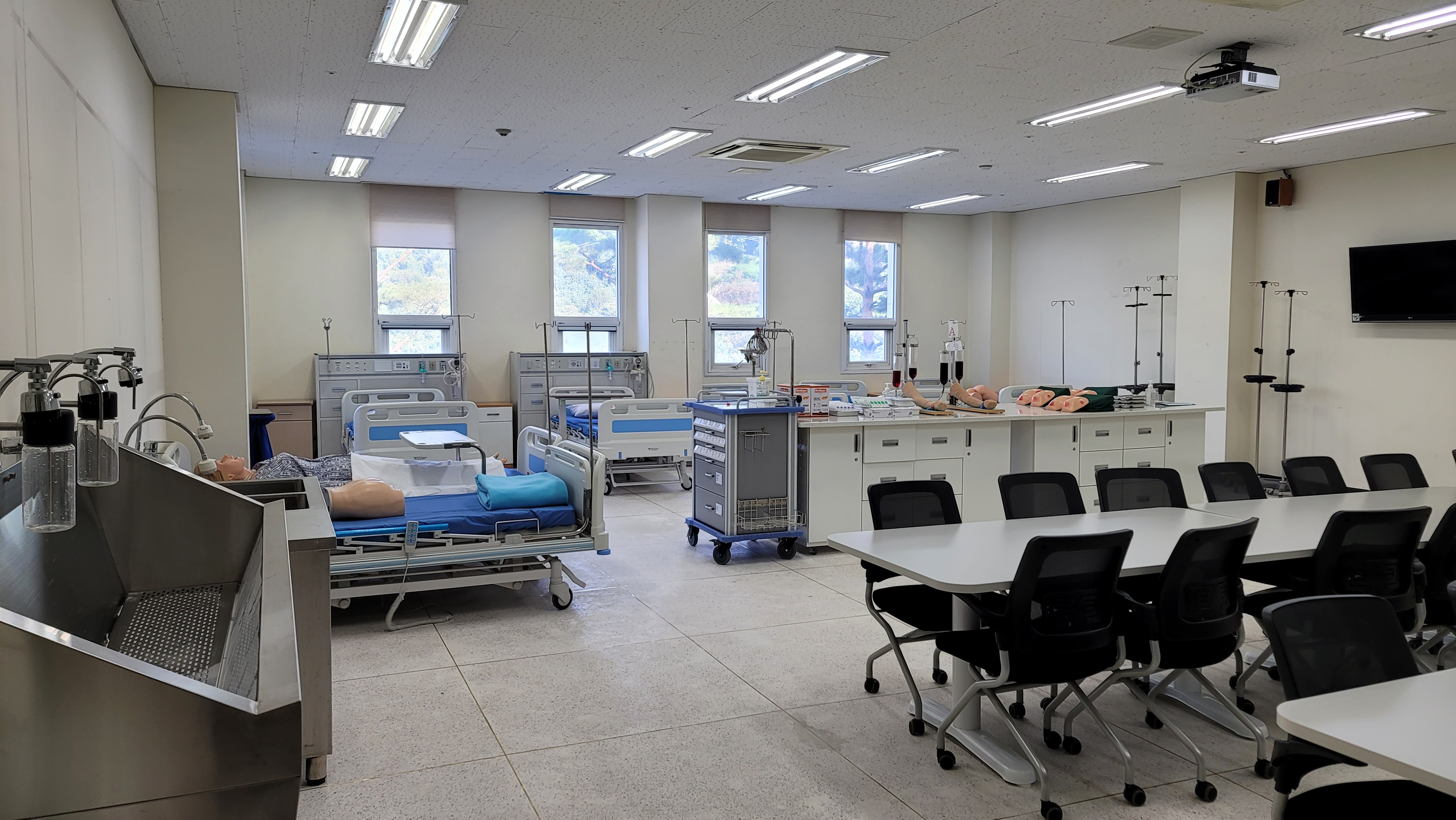 기본간호학실습실3